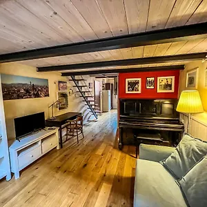  Apartment The Pianist S House In The Heart Of